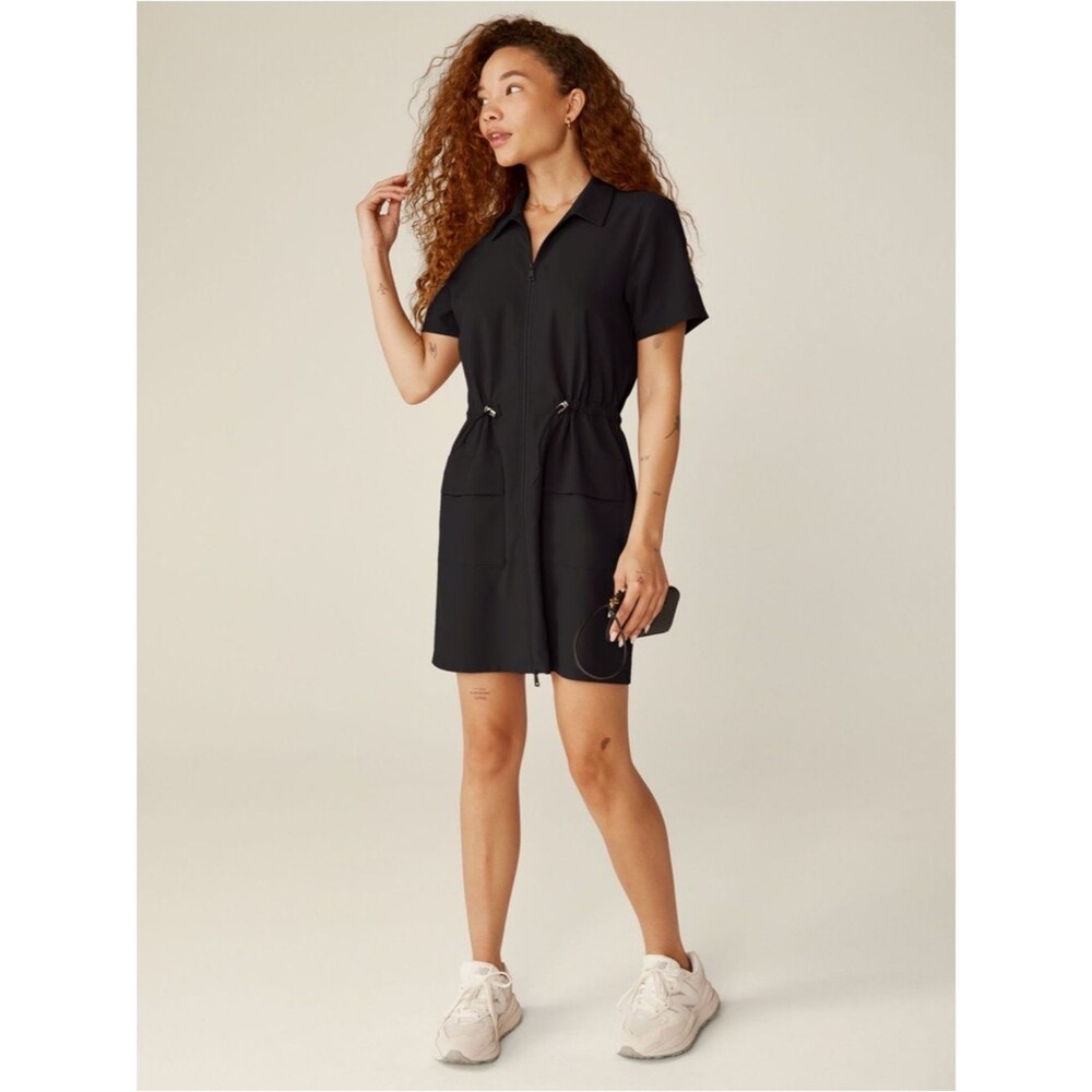 Beyond Yoga City Chic Zip Front Short Sleeve Mini Active Dress | Black | Small